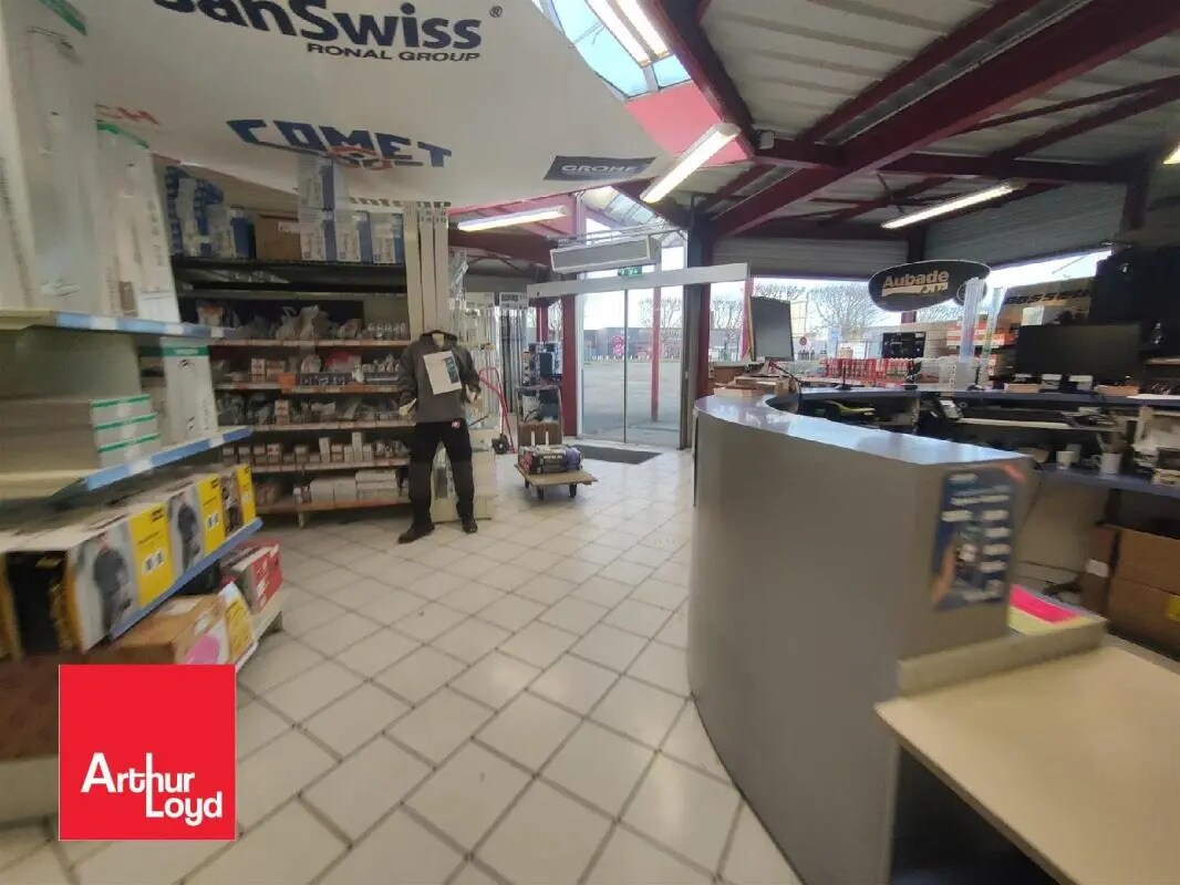 Local commercial dans Lucé à vendre Photo de l’immeuble– Image 1 sur 7