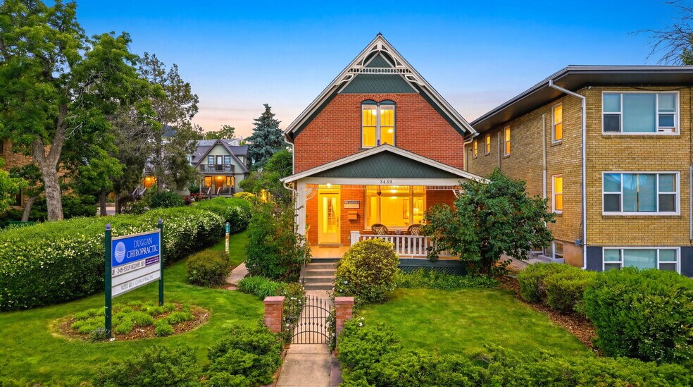 2439 Broadway St, Boulder, CO à vendre - Photo de l’immeuble – Image 1 sur 54