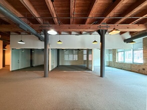 770 N Halsted St, Chicago, IL à louer Photo intérieure– Image 2 sur 6