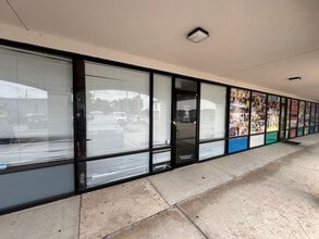 15965 Westheimer Rd, Houston, TX à louer Photo intérieure– Image 2 sur 8