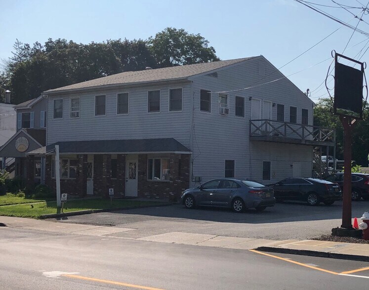 321 Main St, Cornwall, NY à louer - Photo de l’immeuble – Image 3 sur 10
