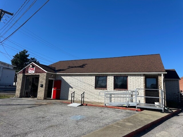247 Hillside Dr, Painesville, OH à louer - Photo principale – Image 1 sur 8
