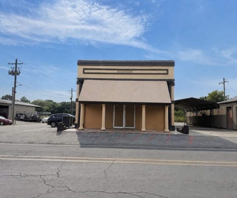 208 SE Avenue 2 Ave, Atkins, AR à vendre Photo de l’immeuble– Image 1 sur 22