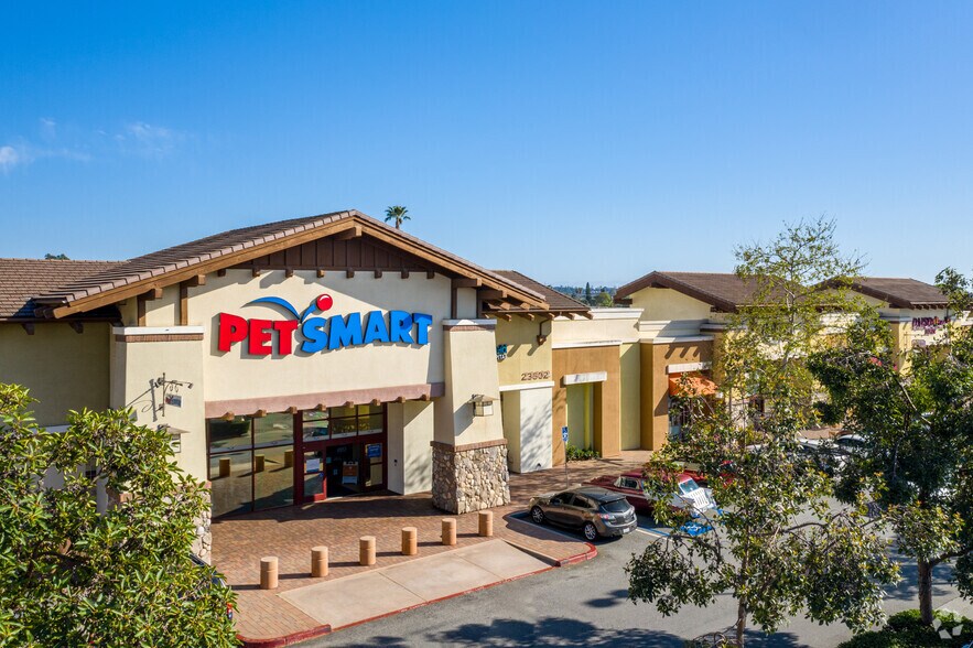 23602-23624 El Toro Rd, Lake Forest, CA à louer - Photo principale – Image 1 sur 35