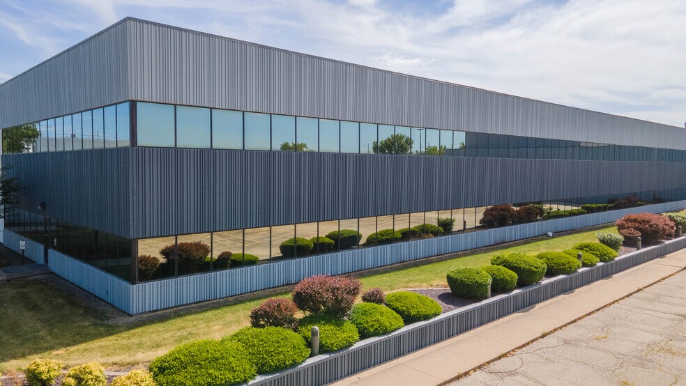 6821 E County 1100 Rd N, Mattoon, IL à louer - Photo de l’immeuble – Image 3 sur 3