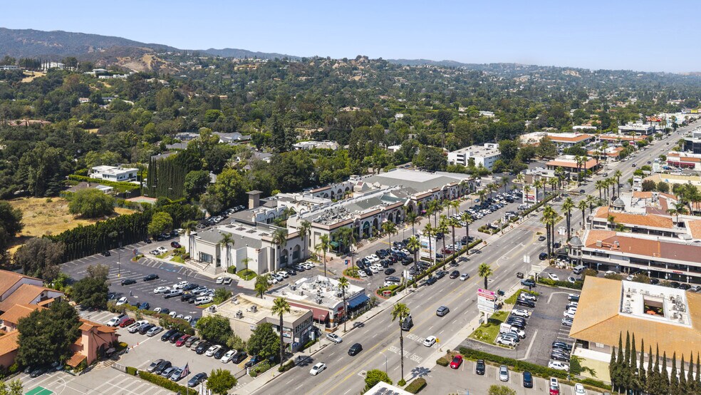 17150-17200 Ventura Blvd, Encino, CA à louer - Photo de l’immeuble – Image 3 sur 17