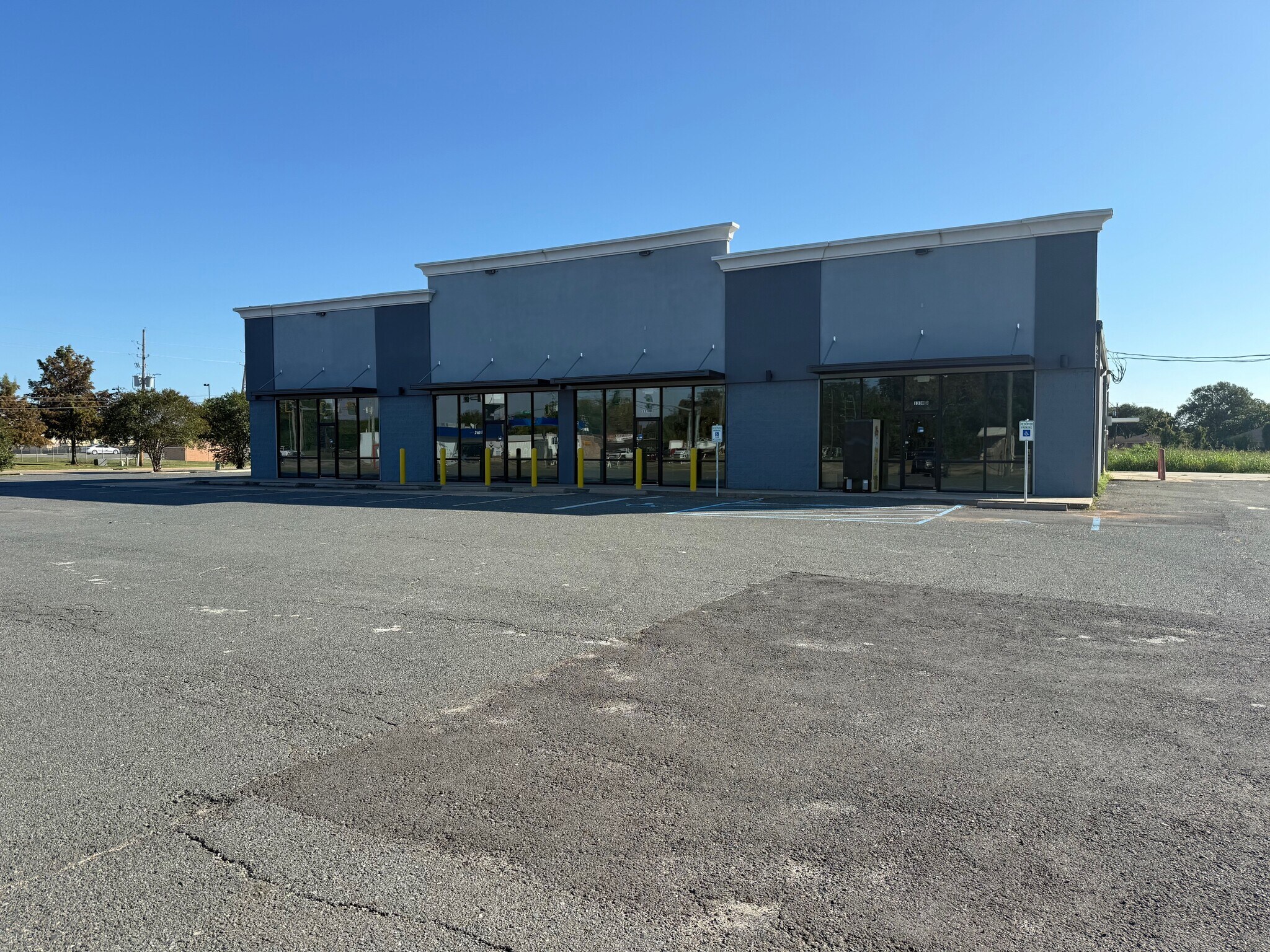 1330 Swan Lake Rd, Bossier City, LA à louer Photo de l’immeuble– Image 1 sur 5