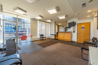 10142 S Western Ave, Chicago, IL à louer Photo intérieure– Image 1 sur 4