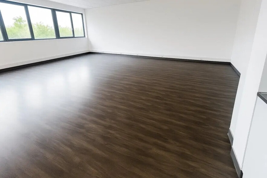 Bureau dans Chalon-sur-Saône à louer - Photo intérieure – Image 1 sur 3