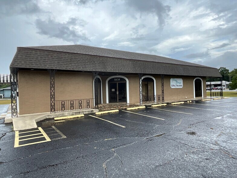 5131 Dogwood Dr, Milton, FL à louer - Photo de l’immeuble – Image 1 sur 15