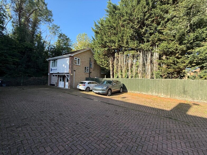 Lagham Rd, Godstone à vendre - Photo de l’immeuble – Image 2 sur 9