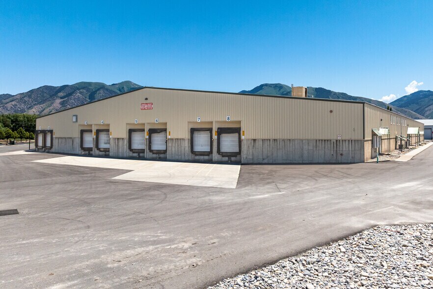 1600 S 852 W, Logan, UT à louer - Photo de l’immeuble – Image 2 sur 5