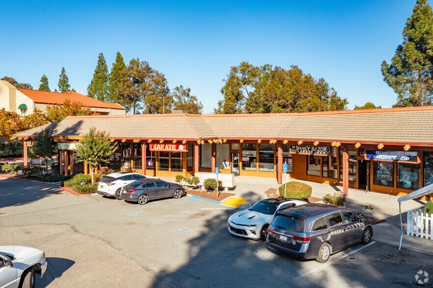 2420-2480 San Ramon Blvd, San Ramon, CA à louer - Photo de l’immeuble – Image 2 sur 12