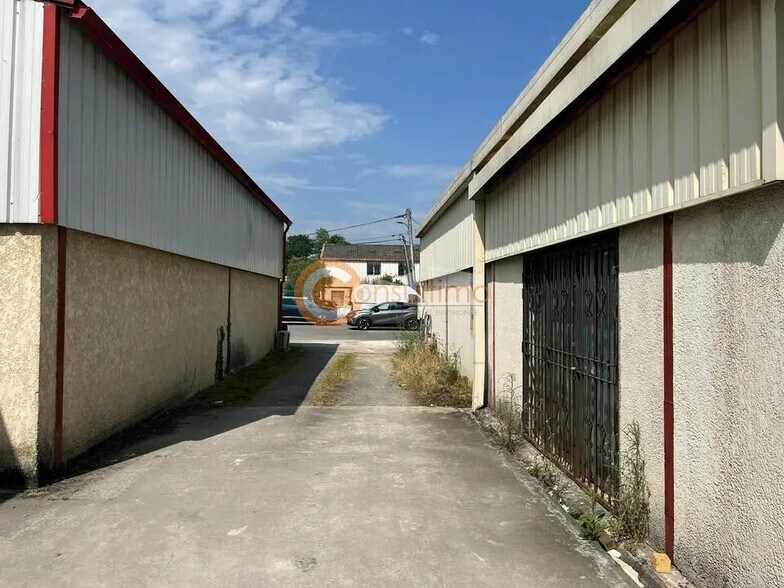 Industriel/Logistique dans Martillac à louer - Photo de l’immeuble – Image 3 sur 5