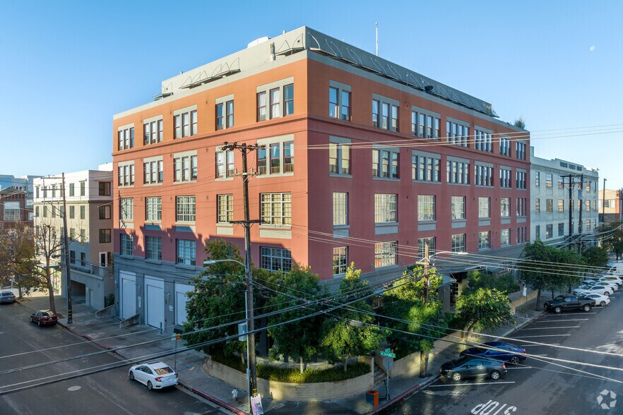 201 4th St, Oakland, CA à louer - Photo principale – Image 1 sur 5