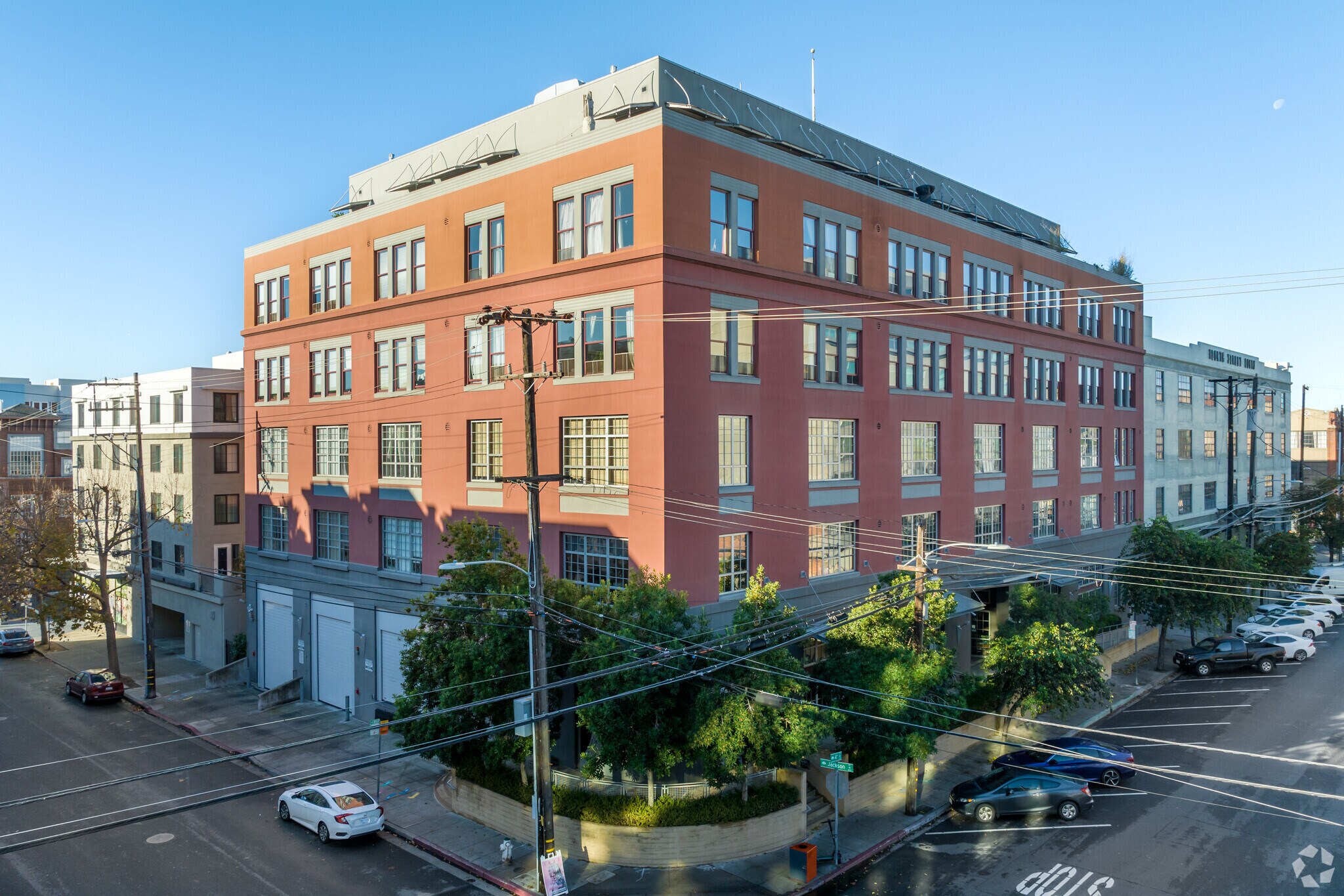 201 4th St, Oakland, CA à louer Photo principale– Image 1 sur 6