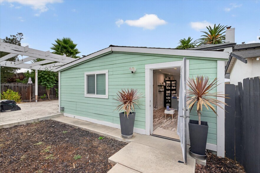 2221 3rd St, Livermore, CA à vendre - Photo de l’immeuble – Image 2 sur 8