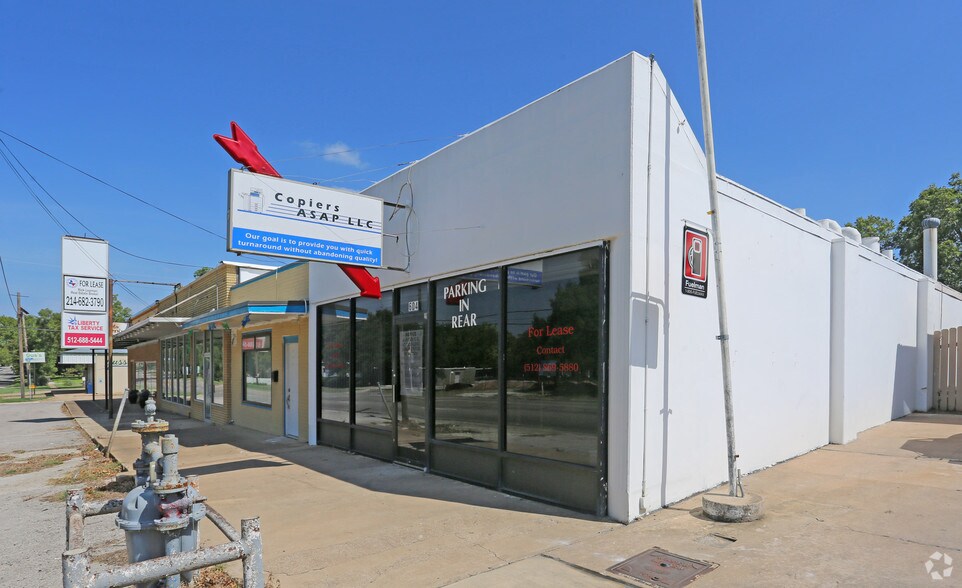 604 E University Ave, Georgetown, TX à vendre - Photo principale – Image 1 sur 8