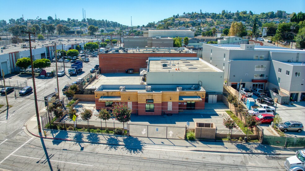 3870 Medford St, Los Angeles, CA à vendre - Aérien – Image 1 sur 3