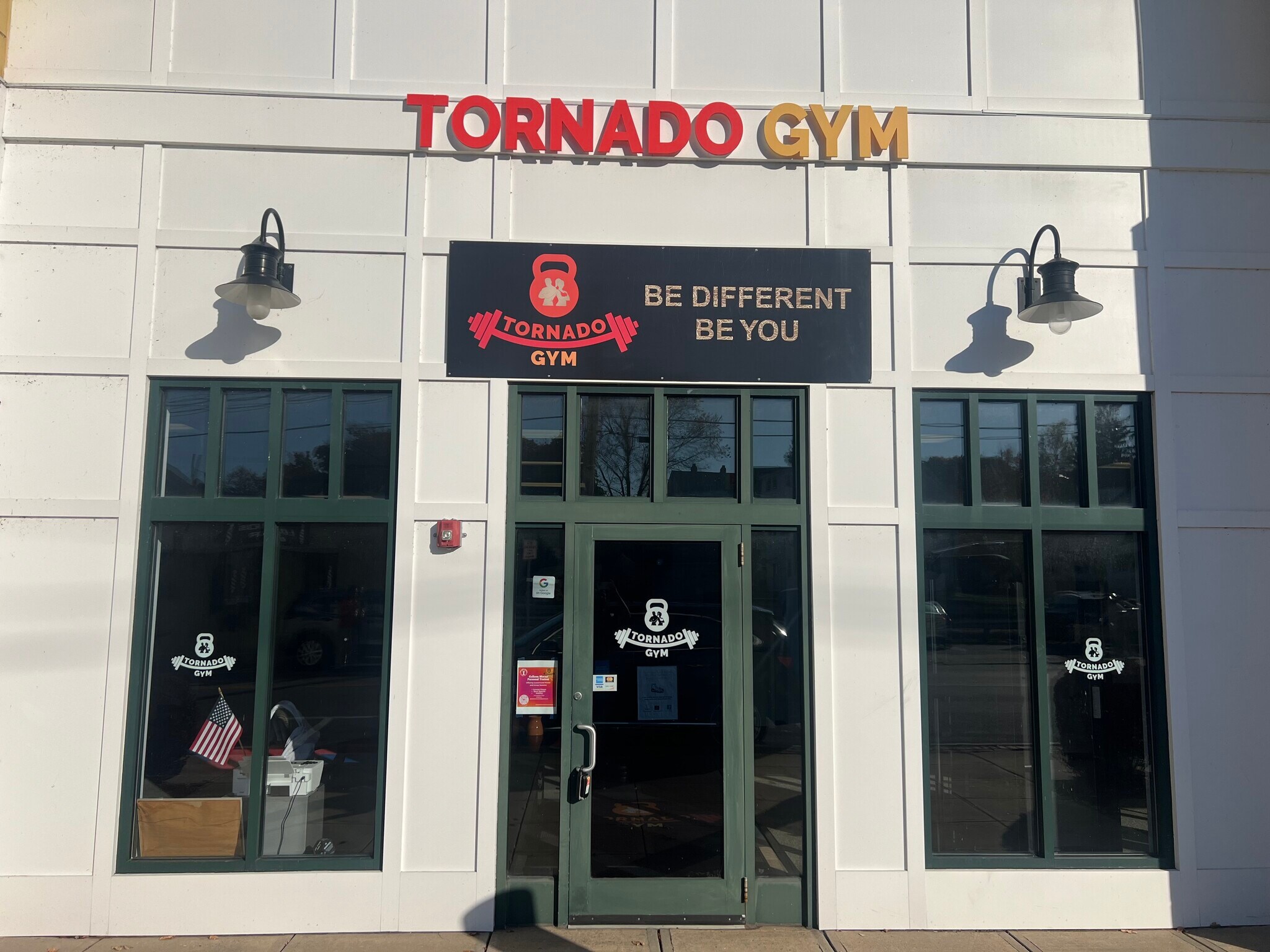 246 Main St, Hudson, MA à louer Photo de l’immeuble– Image 1 sur 23