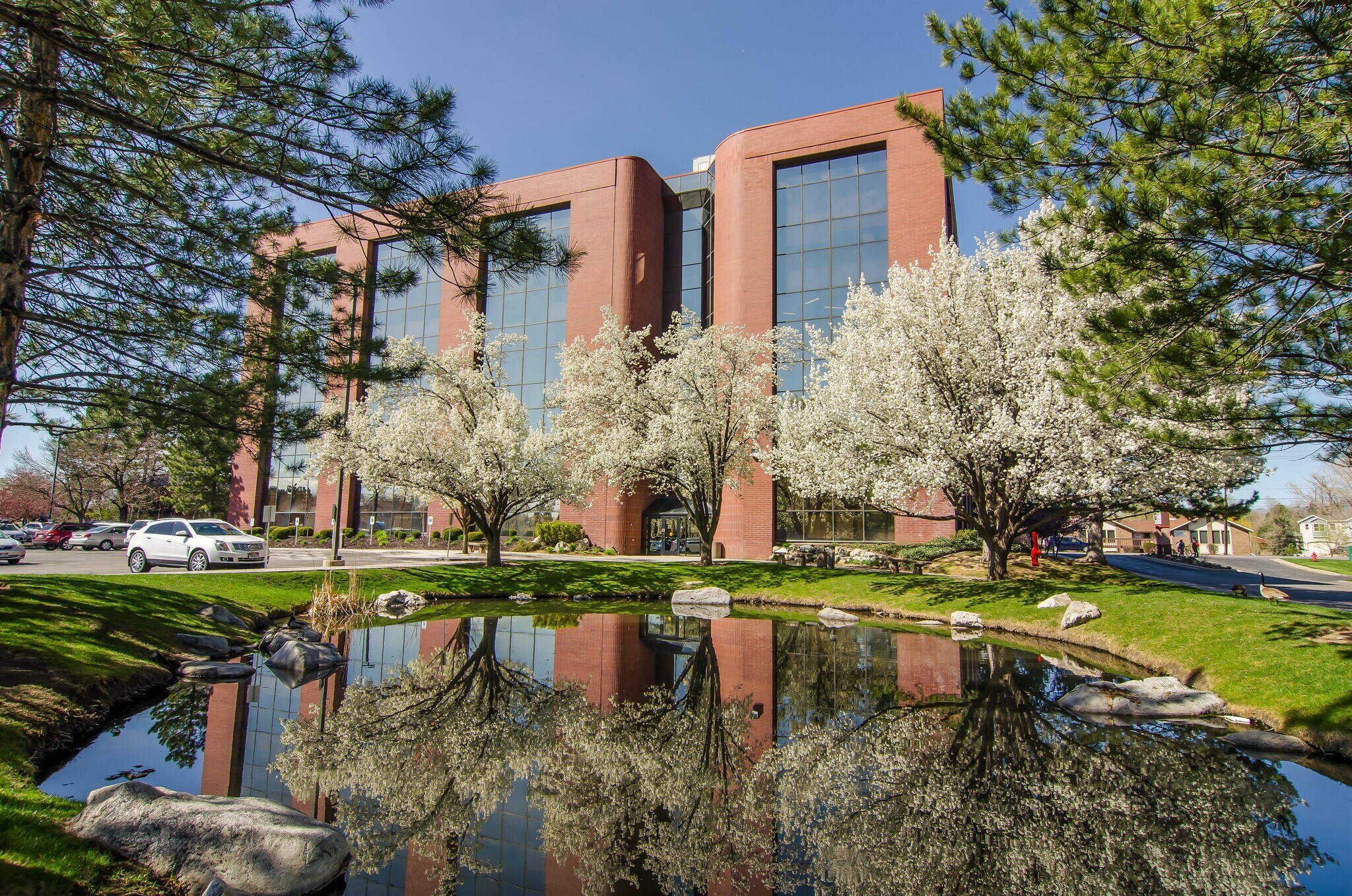 310 E 4500 S, Murray, UT à louer Photo principale– Image 1 sur 11