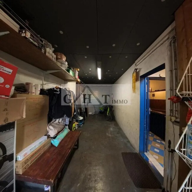 Plus de détails pour Local commercial à vendre