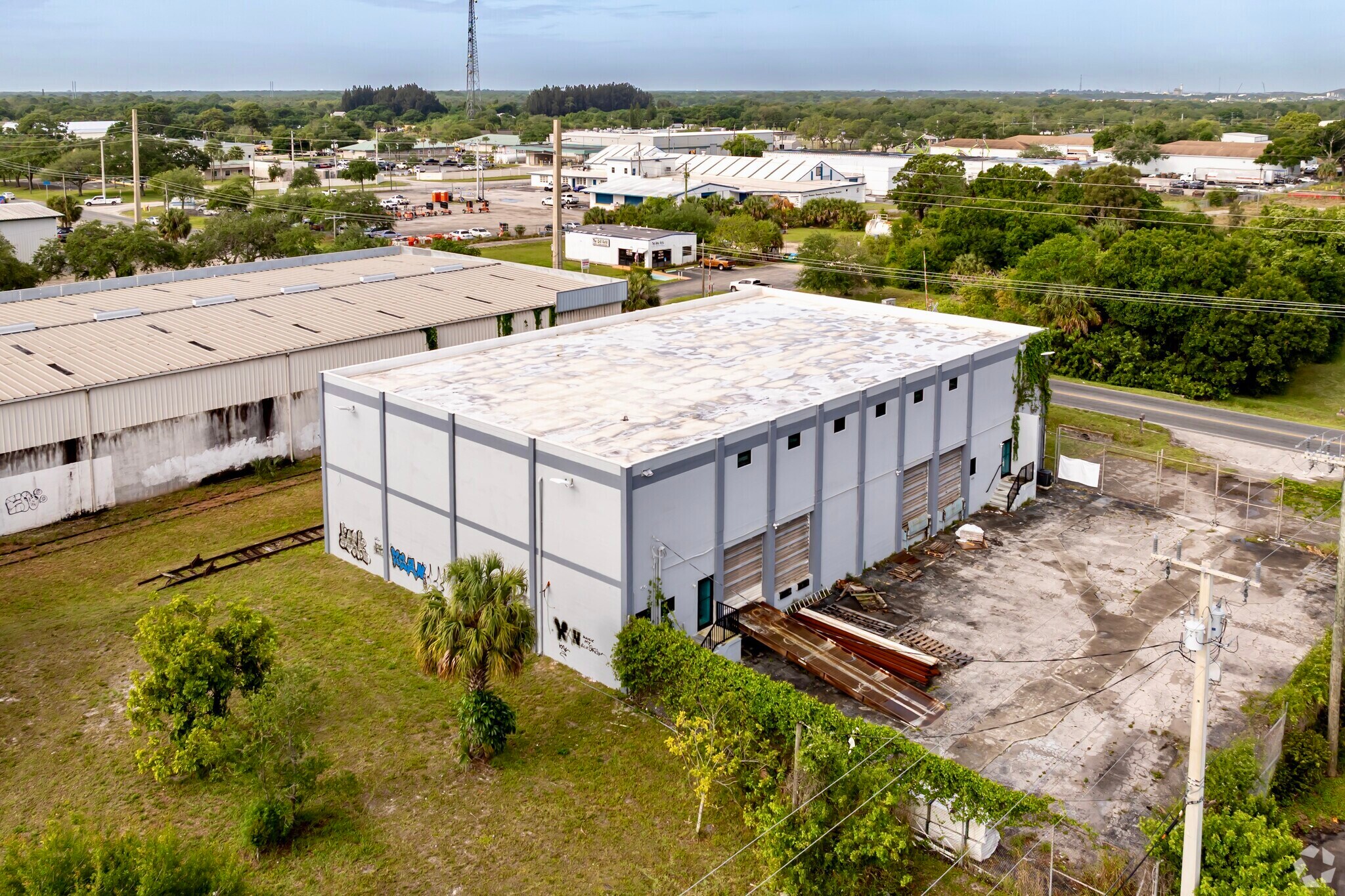 3490 Oleander Ave, Fort Pierce, FL à vendre Photo principale– Image 1 sur 24