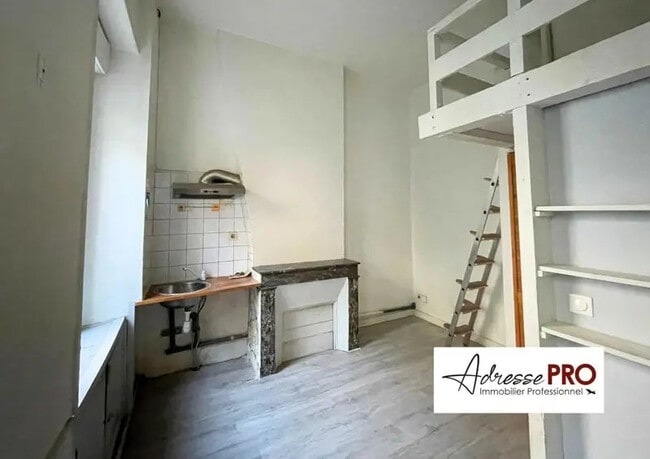 Plus de détails pour Local commercial à vendre