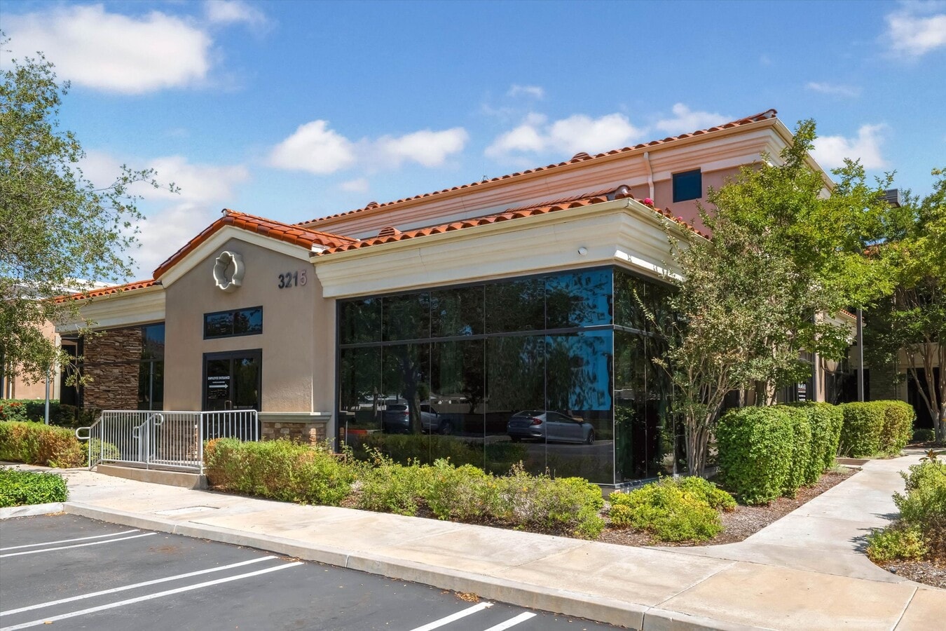 3215 Old Conejo Rd, Newbury Park, CA 91320 - Lot 2813 - - Photo intérieure - Image 1 of 39