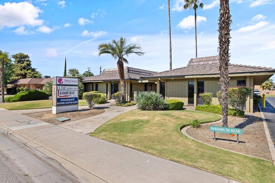 561 N Alta Ave, Dinuba, CA à louer - Photo de l’immeuble – Image 3 sur 56