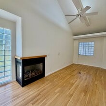 430 D St, Davis, CA à louer Photo intérieure– Image 2 sur 6