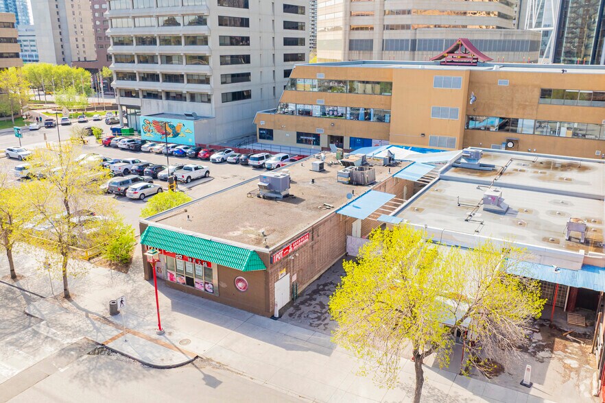 123 3rd Ave SE, Calgary, AB à vendre - Aérien – Image 3 sur 3