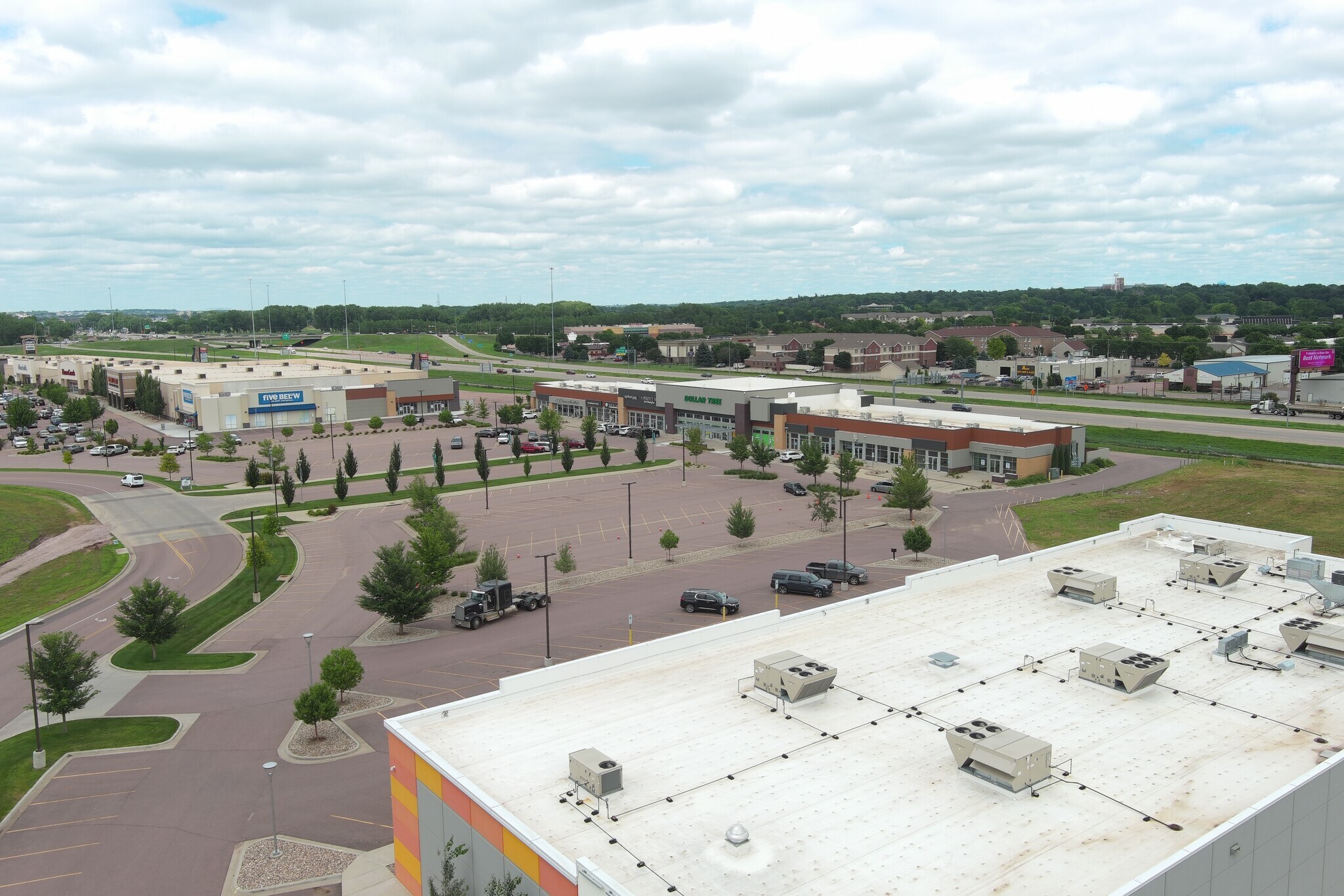 2500-2568 Lorraine Pl, Sioux Falls, SD à louer Photo principale– Image 1 sur 4