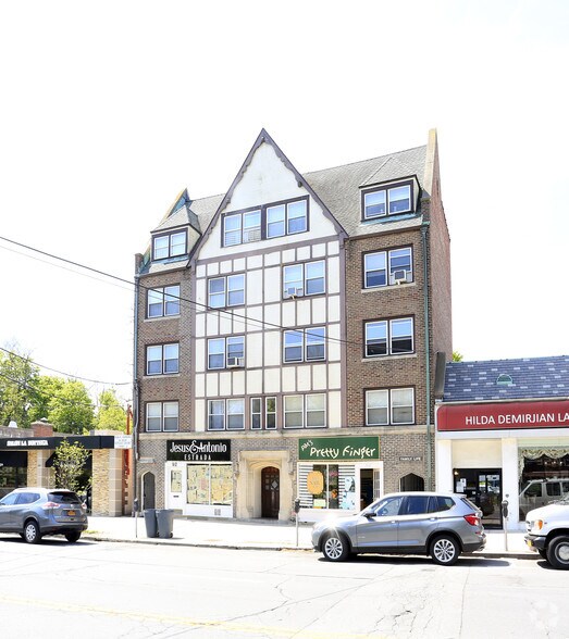 512 Mamaroneck Ave, White Plains, NY à louer - Photo de l’immeuble – Image 3 sur 3