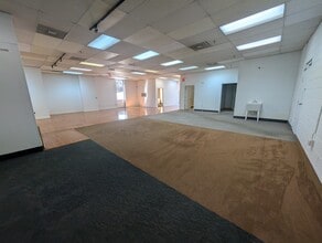 2811 Merrilee Dr, Fairfax, VA à louer Photo intérieure– Image 2 sur 7