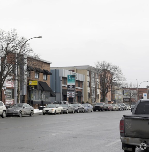 10211-10215 Boul Saint-Laurent, Montréal, QC à louer - Photo de l’immeuble – Image 2 sur 2