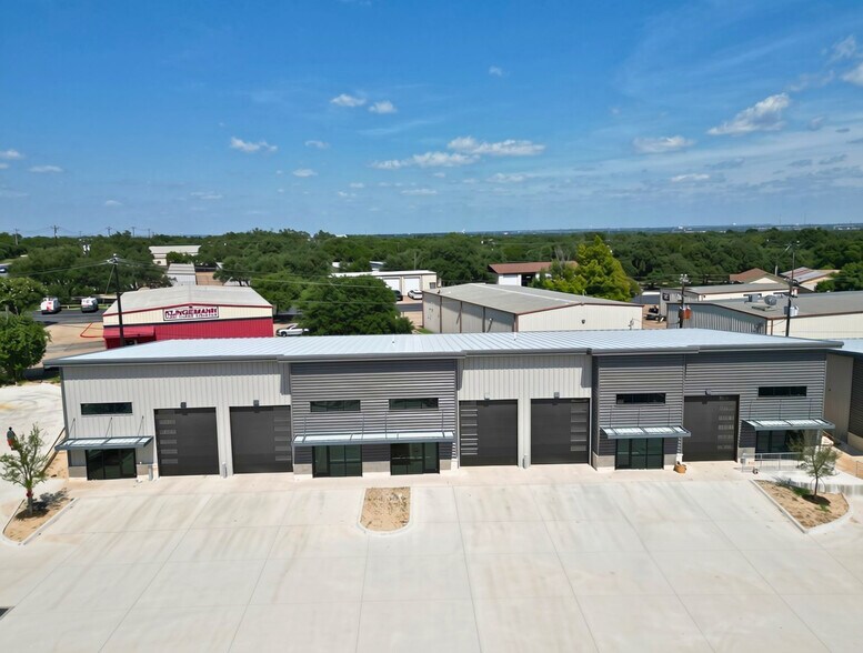 1306 Whitestone Blvd, Cedar Park, TX à vendre - Photo de l’immeuble – Image 2 sur 9
