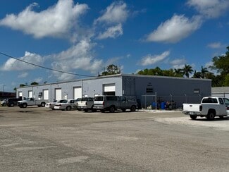 Plus de détails pour 504 Center Rd, Fort Myers, FL - Industriel/Logistique à louer