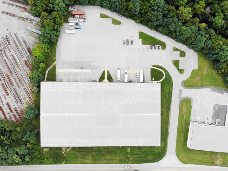 365 Emig Rd, York, PA à louer - Aérien – Image 2 sur 8