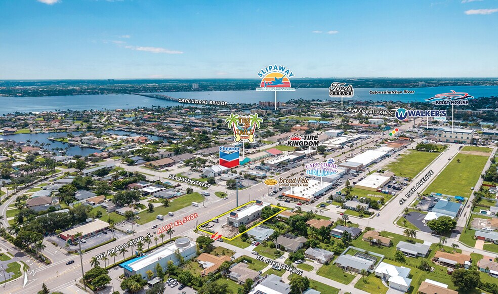 4320 Del Prado Blvd, Cape Coral, FL à louer - Aérien – Image 2 sur 7