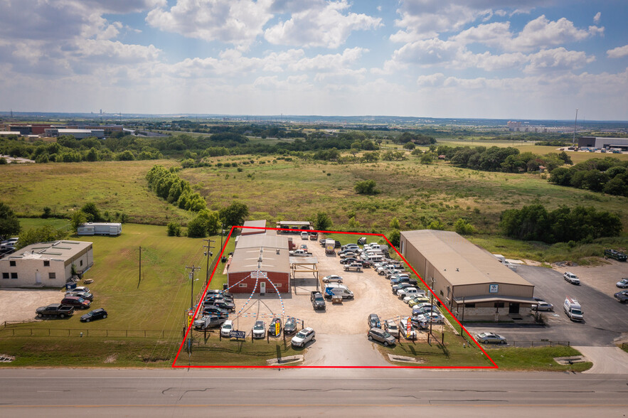 3600 N State Highway 123, San Marcos, TX à louer - Photo de l’immeuble – Image 1 sur 56
