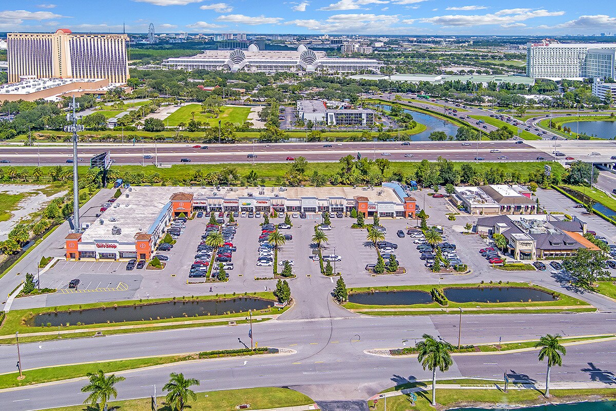 6169 Westwood Blvd, Orlando, FL à louer Photo de l’immeuble– Image 1 sur 15