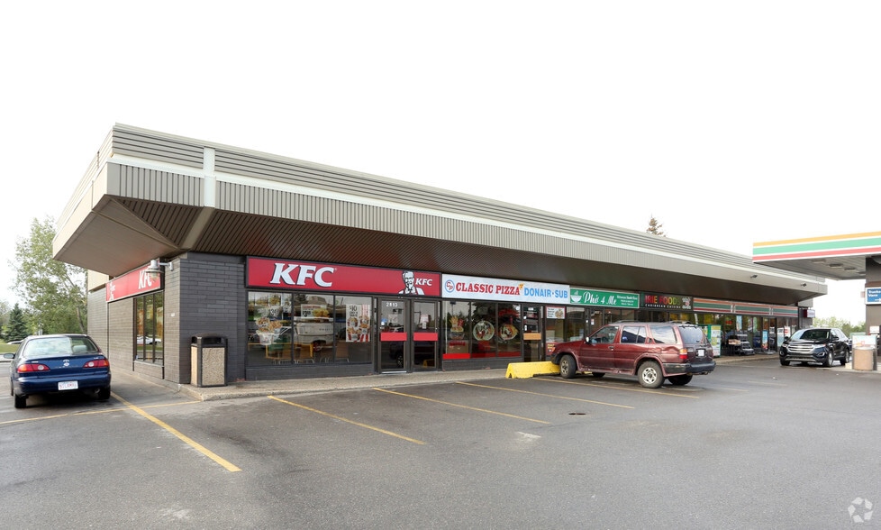 2841 Mill Woods Rd NW, Edmonton, AB à louer - Photo principale – Image 2 sur 3