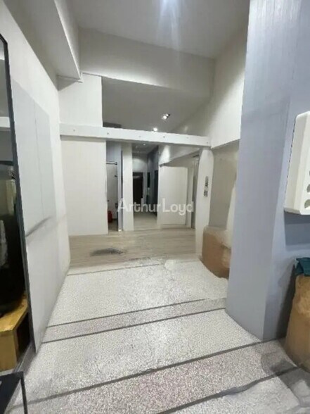 Local commercial dans Reims à louer - Photo intérieure – Image 3 sur 8