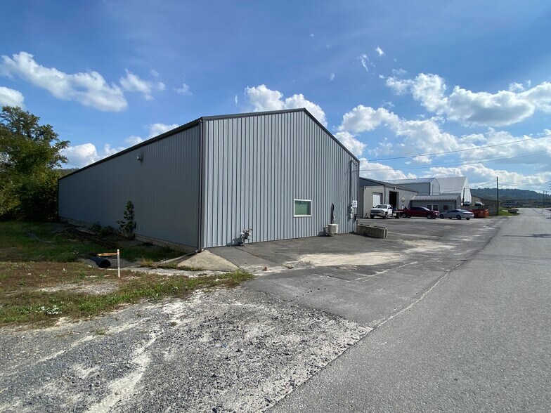 247 S Plant St, Morgantown, WV à vendre - Photo de l’immeuble – Image 3 sur 12