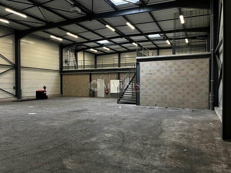 Local d’activités dans Weyersheim à louer - Photo de l’immeuble – Image 3 sur 12