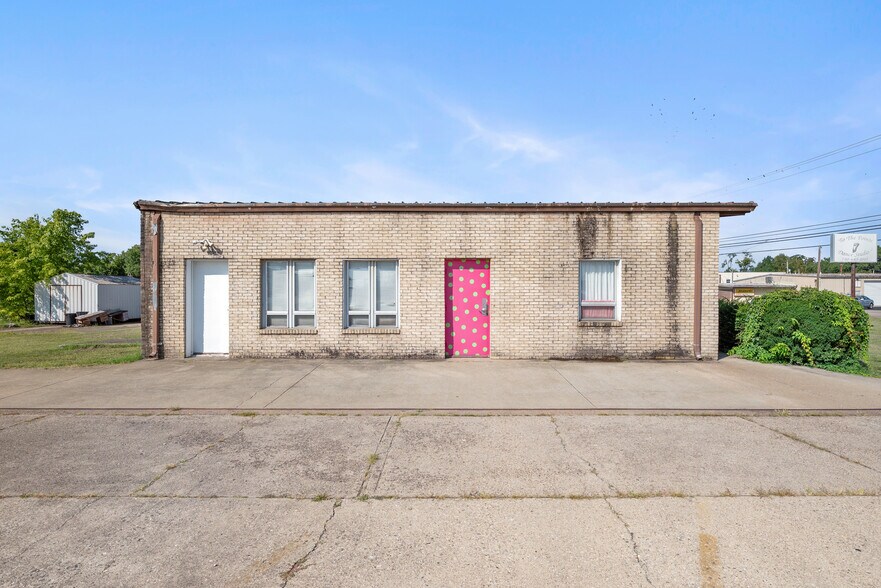 1725 Eastern Ave, Gallipolis, OH à vendre - Photo principale – Image 1 sur 17