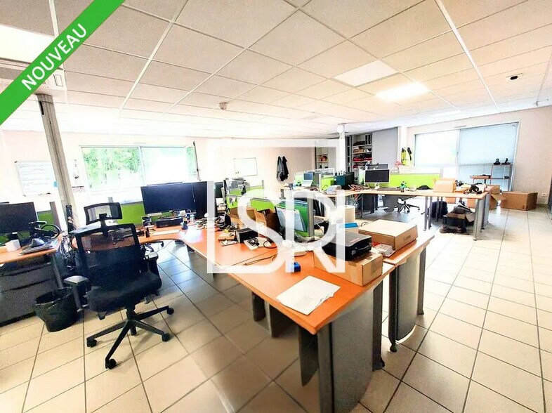 Bureau dans Clermont-Ferrand à louer - Photo intérieure – Image 3 sur 12