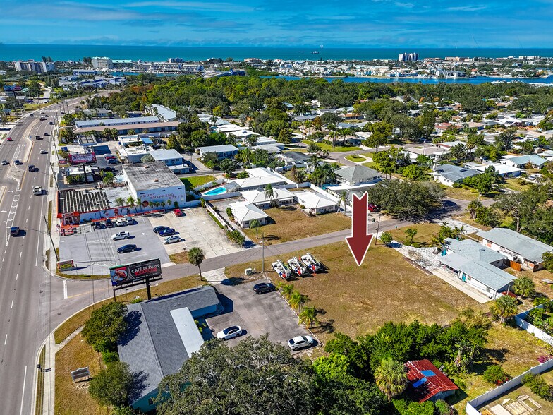 0 144th St, Largo, FL à vendre - Photo de l’immeuble – Image 2 sur 7