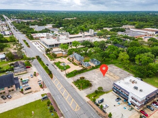 Plus de détails pour 310 Friendswood Dr, Friendswood, TX - Terrain à louer